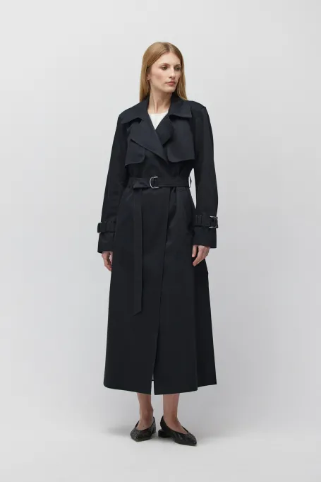 Schwarzer Baumwoll-Trenchcoat mit Gürtel