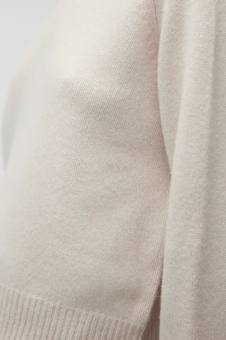 Nudefarbenes Top mit Yak-Wolle