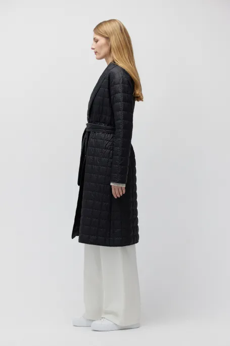 Schwarze gesteppte Jacke mit Kamelwollfüllung