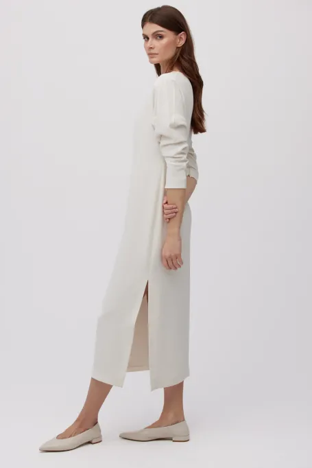 Weißes Midikleid mit Schlitz