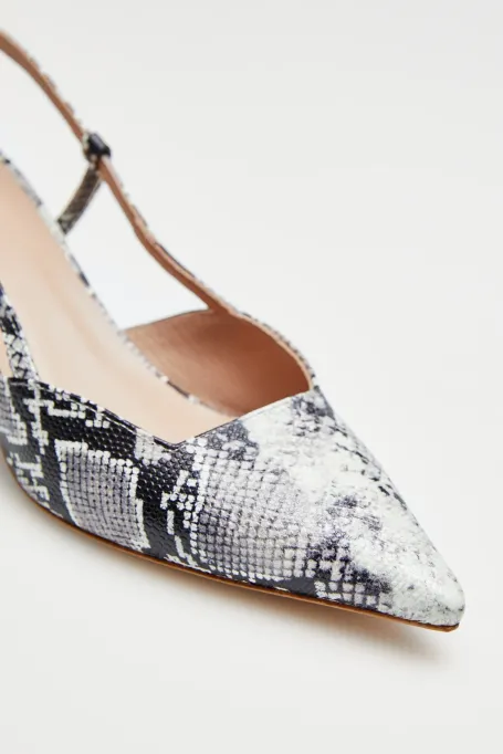 Lederslingbacks mit mittelhohem Absatz