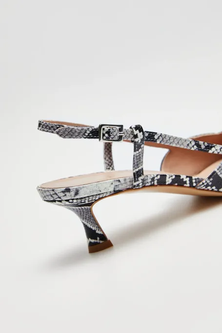 Lederslingbacks mit mittelhohem Absatz