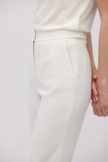 Weiße Lotto-Anzughose