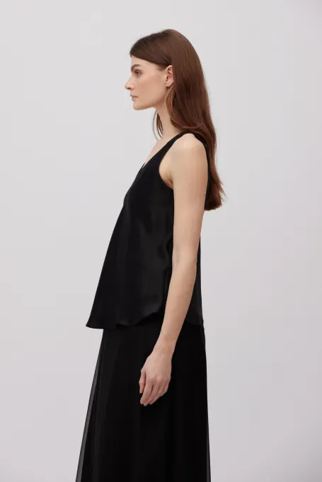 Schwarze Seidenbluse mit Trägern