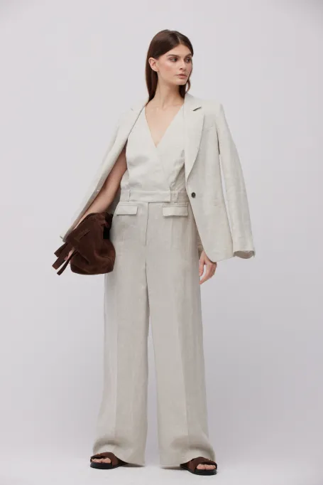 Beiger Leinen-Jumpsuit mit weiten Beinen