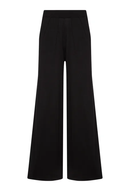 Schwarze weite Hosen mit Seide