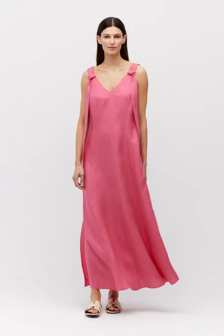 Langes rosa Leinenkleid mit Trägern