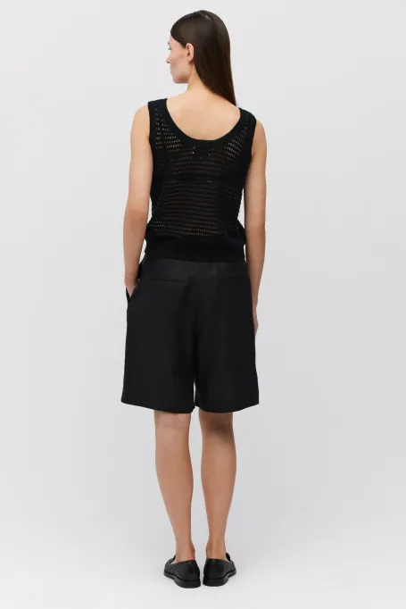 Schwarze Leinen-Shorts mit Taschen