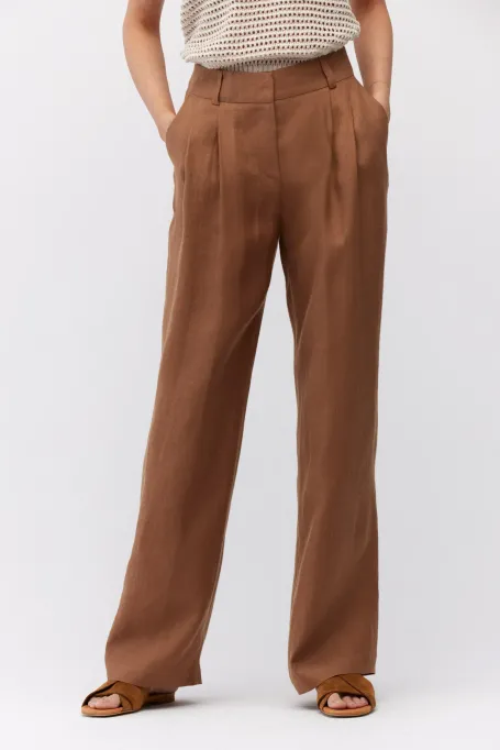 Braune Leinenhose für Anzug