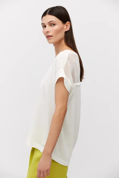 Weiße Strickbluse mit Seide