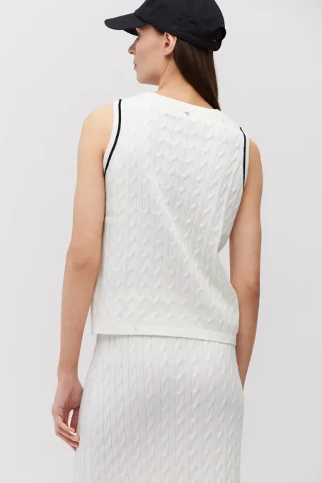 Weißes Top mit Zopfmuster