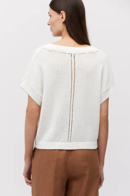 Weißes Leinenoberteil