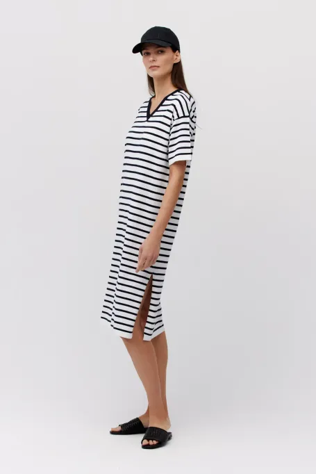 Weißes Etuikleid mit Streifen weiß