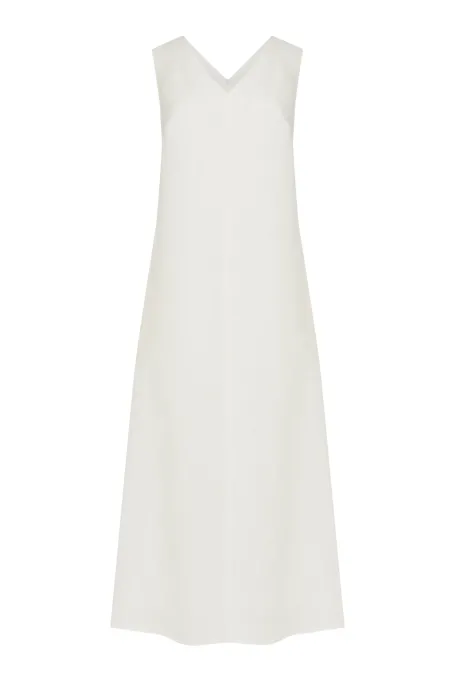 Weißes, langes Kleid aus Leinen