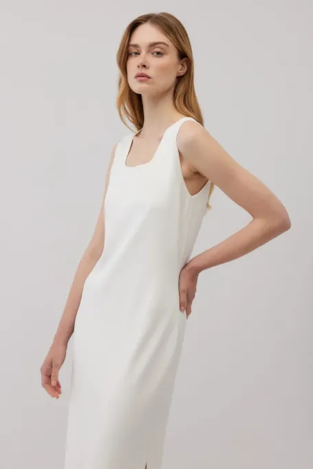 Weißes Midikleid mit quadratischem Ausschnitt weiß