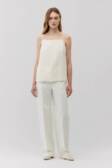 Beiges Seidentop mit quadratischem Ausschnitt beige