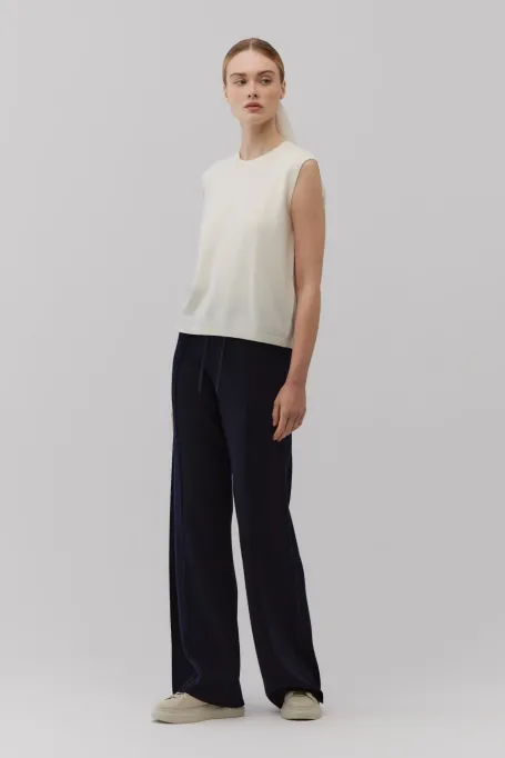 Weißes Stricktop mit Kaschmir