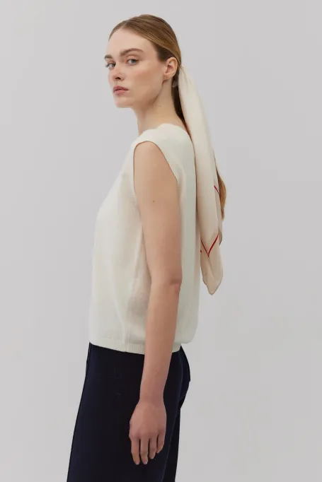 Weißes Stricktop mit Kaschmir