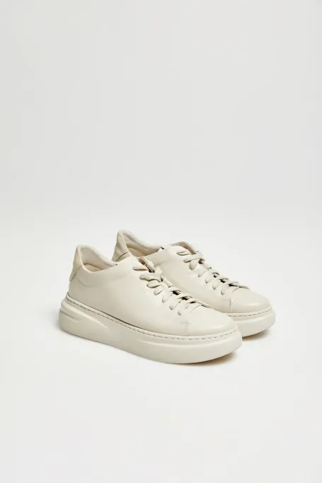 Beige Leder-Sneaker mit Plateausohle beige