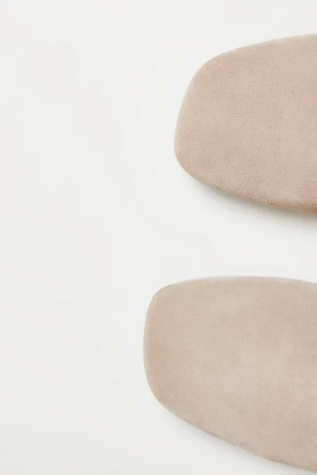 Beige Wildleder-Ballerinas beige