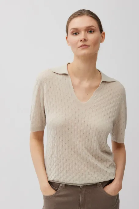 Beige Polobluse aus Merinowolle