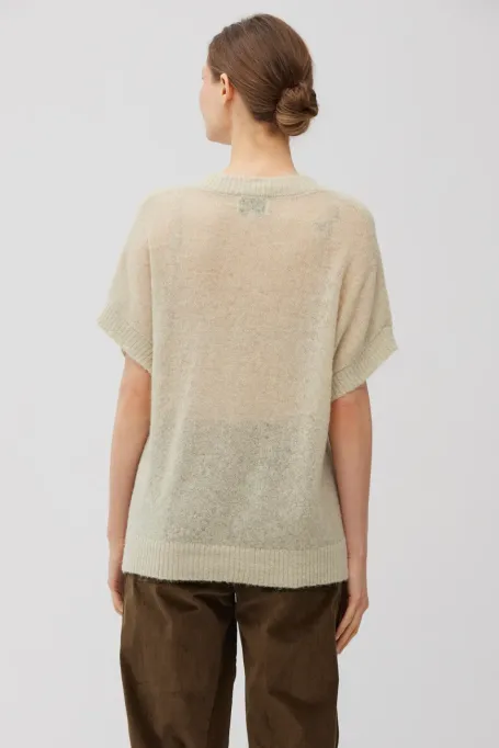 Hellgrüner Pullover mit Alpakawolle