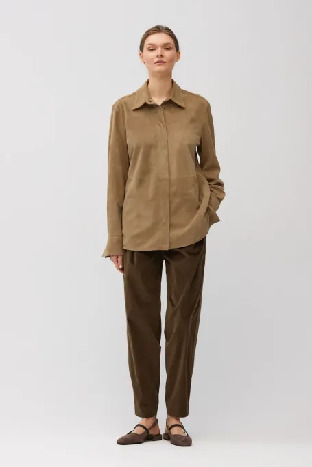 Beige Hemd aus natürlichem Veloursleder