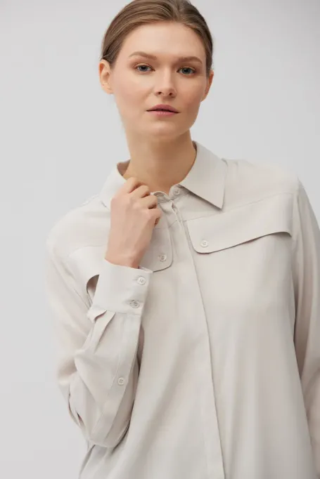 Beige lockere Seidenbluse