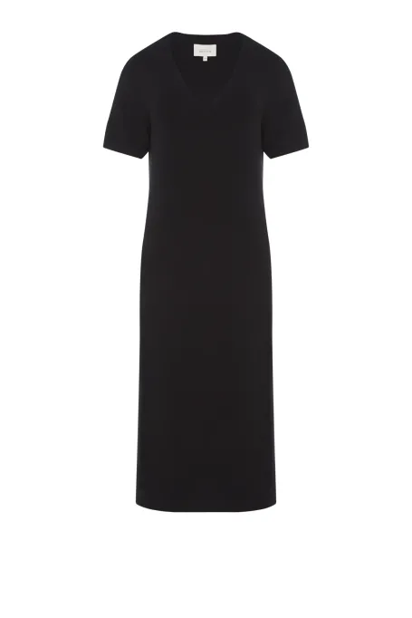 Schwarzes Strickkleid mit V-Ausschnitt