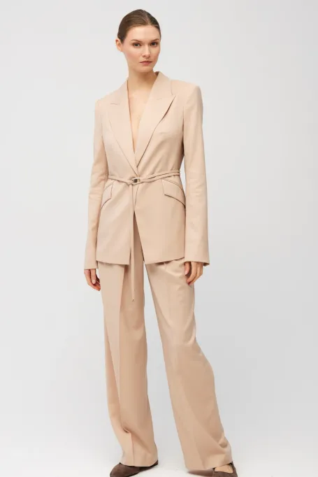 Blazer in puderrosa aus Schurwolle