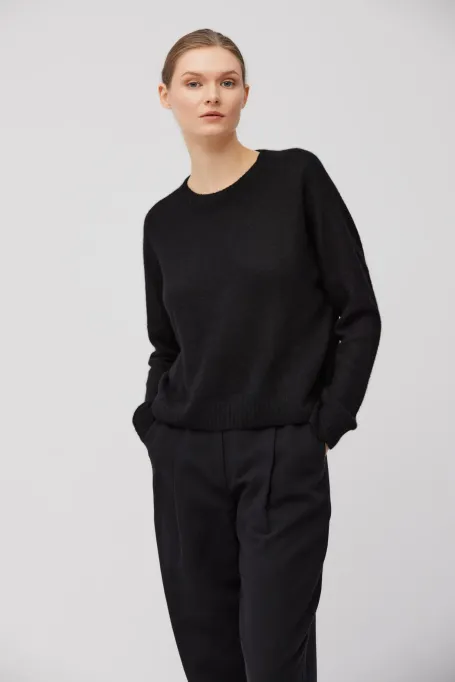 Schwarzer Pullover mit Kaschmir und Seide