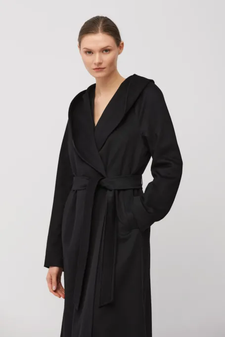 Schwarzer Kaschmirmantel mit Kapuze