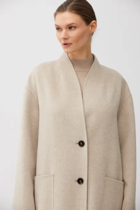 Beiger Mantel aus Wolle und Seide Doubleface