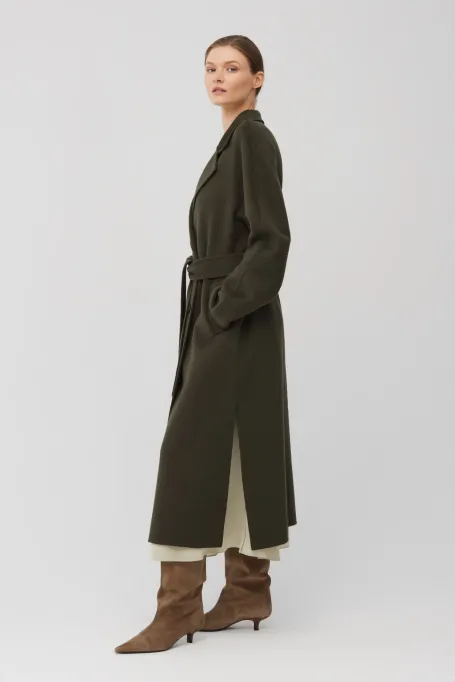 Dunkelgrüner Mantel mit Doubleface-Seide