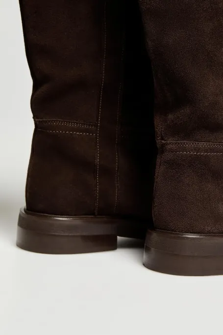 Braune Velourslederstiefel