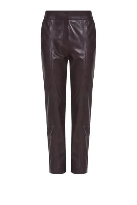 Lila Lederhosen mit Taschen rot