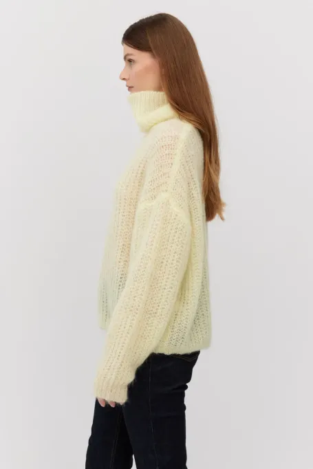 Rollkragenpullover mit Mohair in Pastellgelb gelb