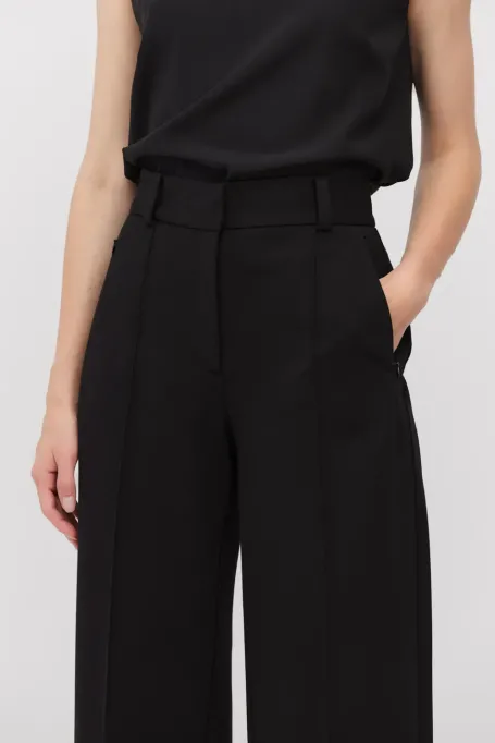 Schwarze Hose mit weiter Beinweite - Patrizia Aryton