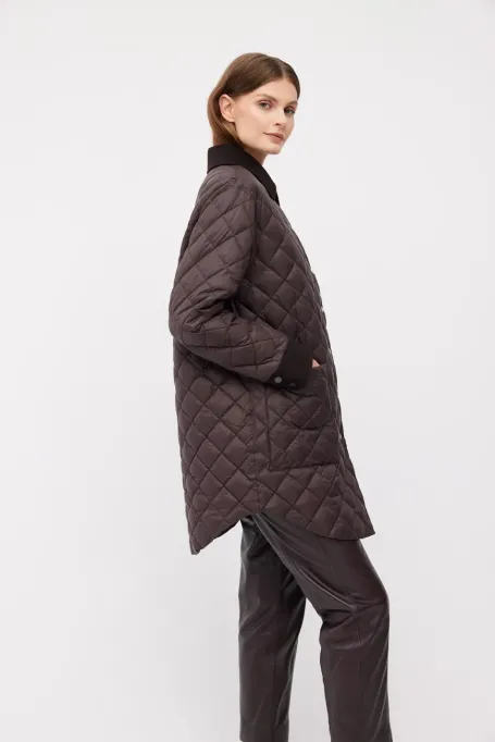 Gesteppte Daunenjacke mit Kragen