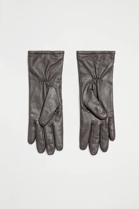 Braune Lederhandschuhe