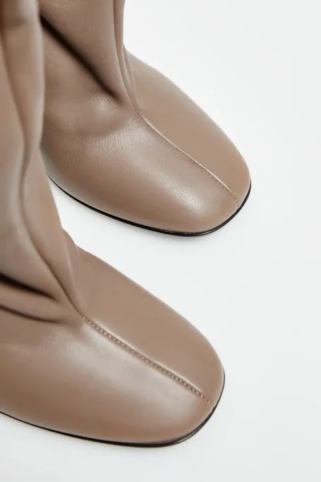 Braune Stiefel mit weitem Schaft - Patrizia Aryton