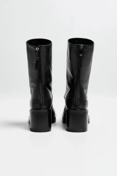 Schwarze Lederstiefeletten