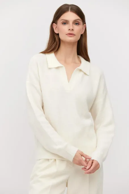 Cremefarbener Pullover mit Alpakawolle