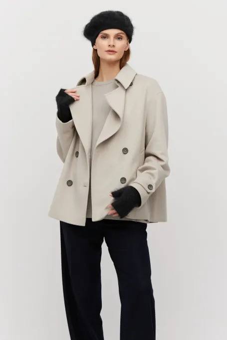 Beigefarbene zweireihige Wolljacke