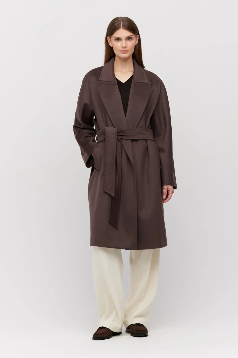 Wollmantel mit Gürtel