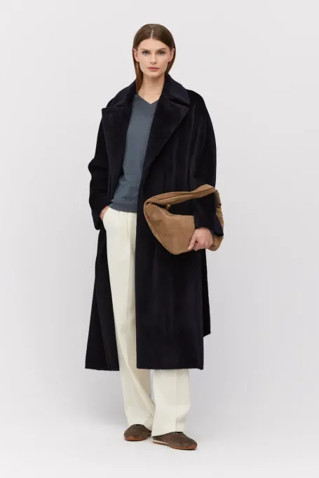 Dunkelblauer Mantel mit Gürtel aus Baby-Suri-Alpaka