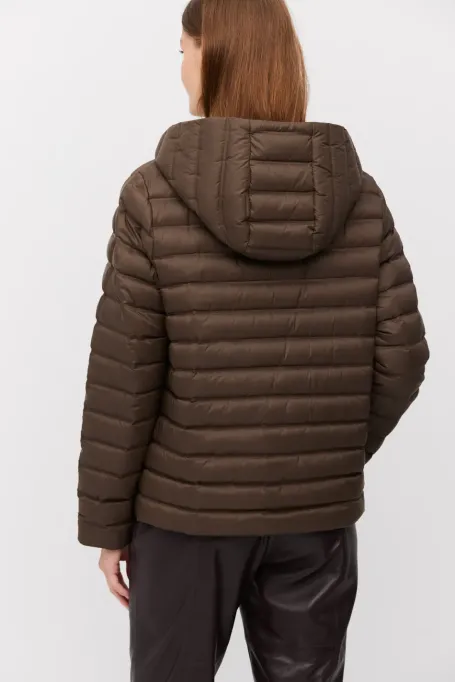 Daunenjacke mit Kapuze