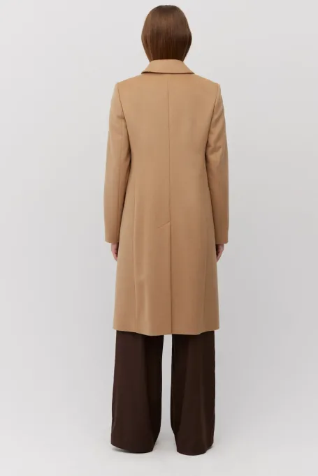 Wollmantel im Diplomatenstil