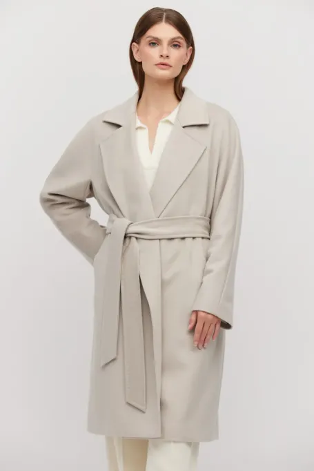 Wollmantel mit Gürtel