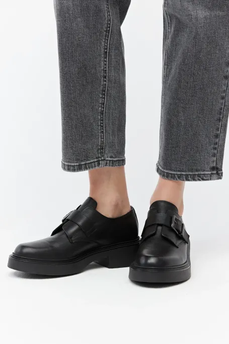 Schwarze Monk-Schuhe